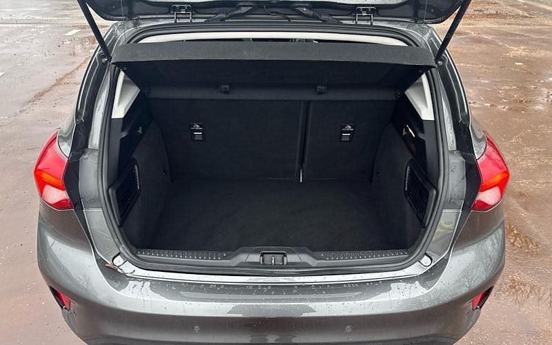 Used Ford Focus Titanium X 125 HP (91 kW) 2021 Grey Hatchback