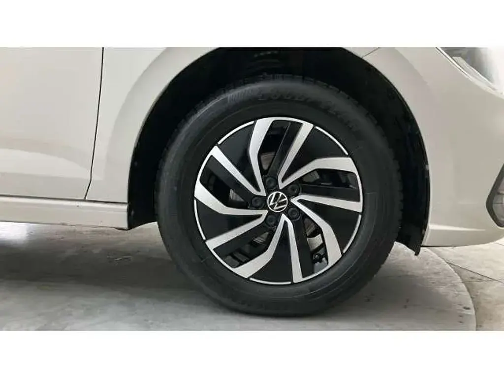 Used VW Polo Life 80 HP (58 kW) 2023 Grey Hatchback
