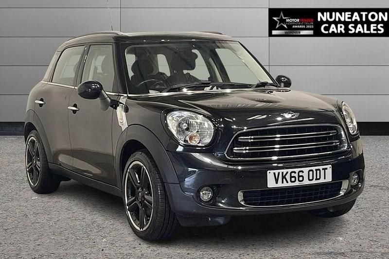 Black Used 2016 Mini Cooper Countryman SUV | £8,550 (Fair price) - Image 1/1