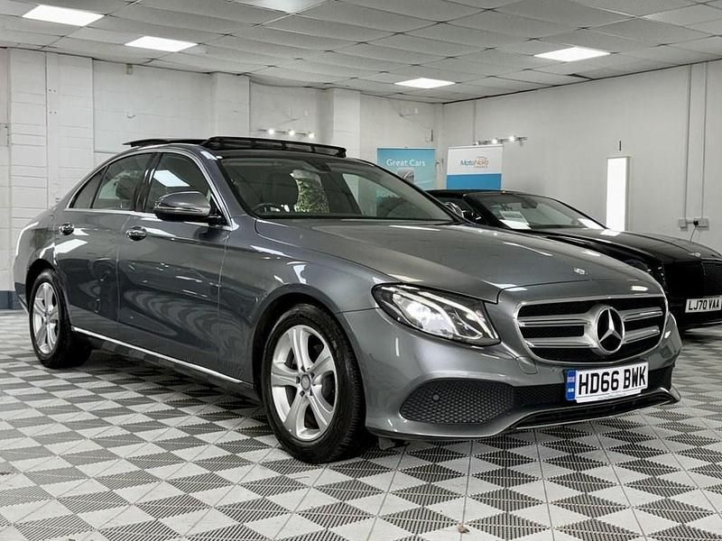 Used Mercedes E220 Premium 194 HP (142 kW) 2016 Grey Sedan