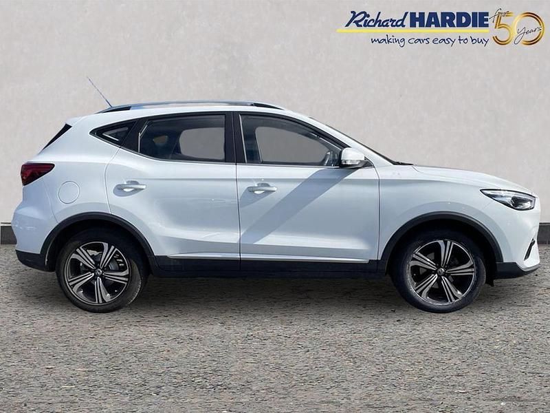 Used MG ZS Excite 105 HP (77 kW) 2023 White SUV