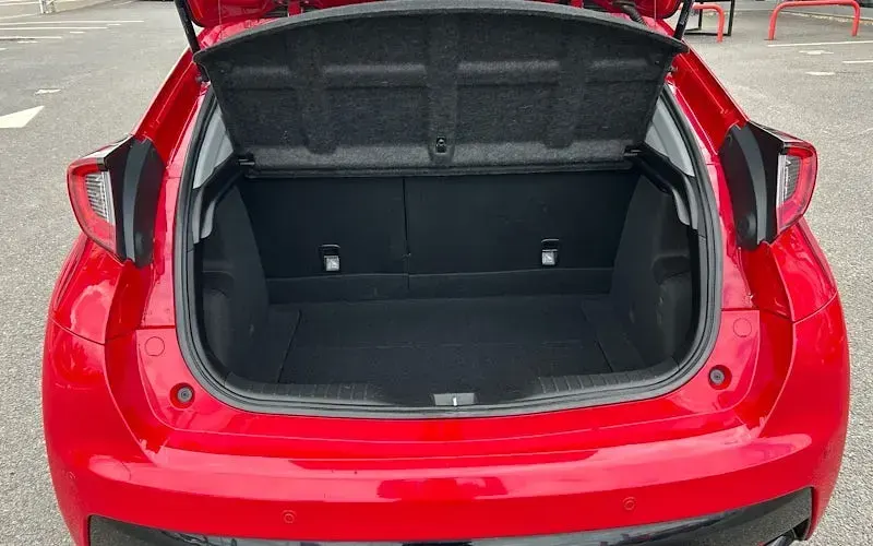 Begagnad Honda Civic SE Plus 142 HK (104 kW) 2016 Röd Halvkombi