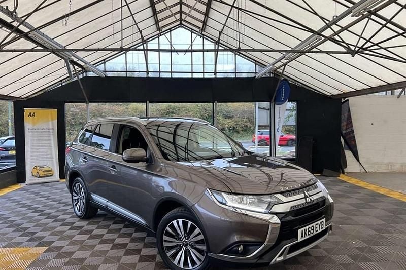 Brown Used 2019 Mitsubishi Outlander SUV | £12,795 (Fair price) - Image 1/1