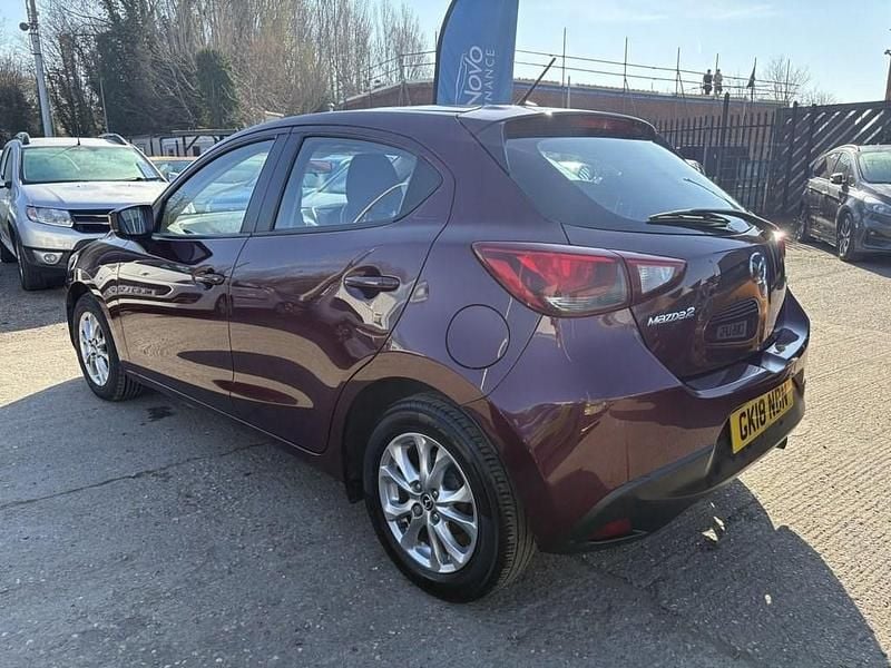 Used Mazda 2 75 HP (55 kW) 2018 Red Hatchback