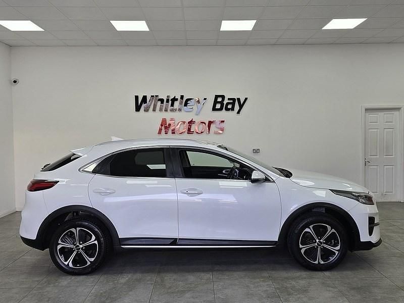Used Kia XCeed 139 HP (102 kW) 2022 White SUV