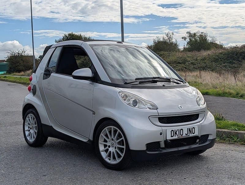 Silver Used 2010 Smart ForTwo Cabrio Passion Cabriolet | £3,500 (Fair price) - Image 1/4
