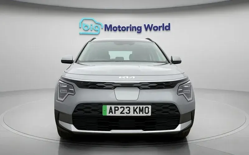 Used Kia Niro 150 kW (204 HP) 2023 Grey SUV