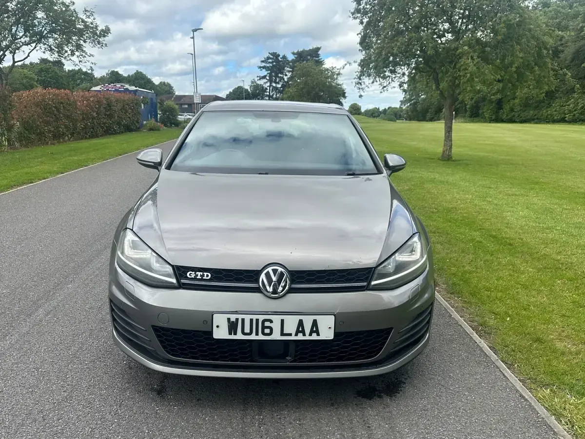 Used VW Golf VII GTD 181 HP (133 kW) 2016 Grey Hatchback
