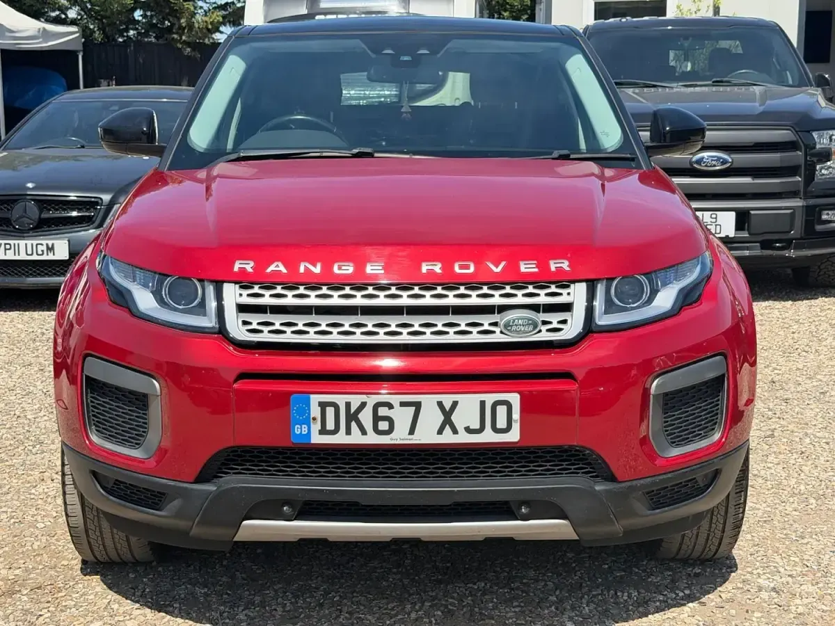 Used Land Rover Range Rover evoque SE 2017 Red Estate