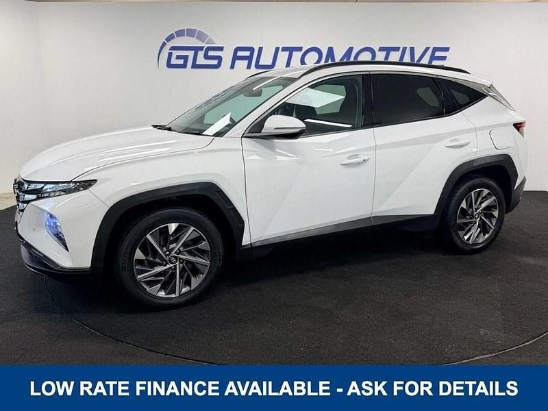 White Used 2021 Hyundai Tucson Premium SUV | £15,490 (Fair price) - Image 1/4