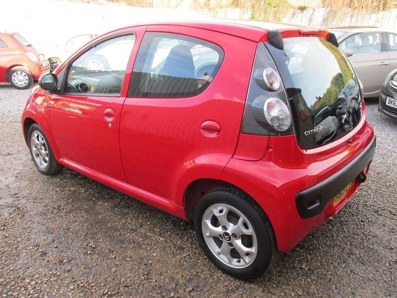 Used Citroën C1 68 HP (50 kW) 2013 Red Hatchback