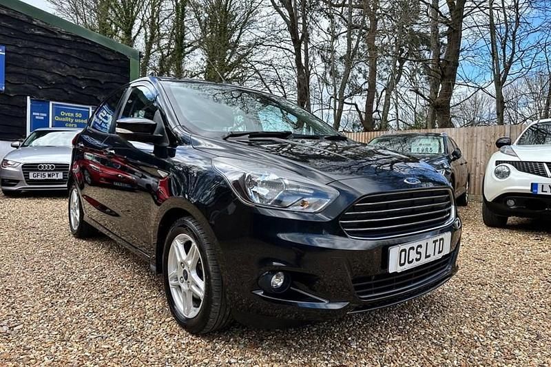 Used Ford Ka Plus Zetec 70 HP (51 kW) 2016 Black Hatchback