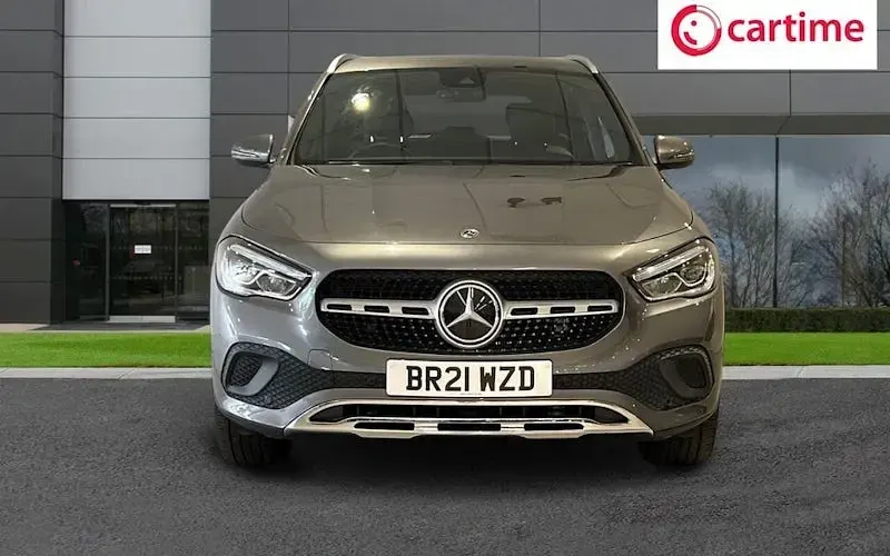 Used Mercedes GLA200 Executive 150 HP (110 kW) 2021 Grey SUV