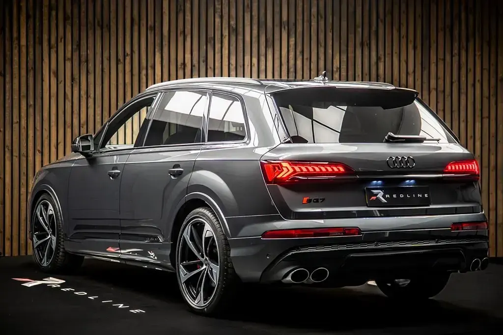 Used Audi SQ7 Black Edition 507 HP (372 kW) 2023 Grey SUV
