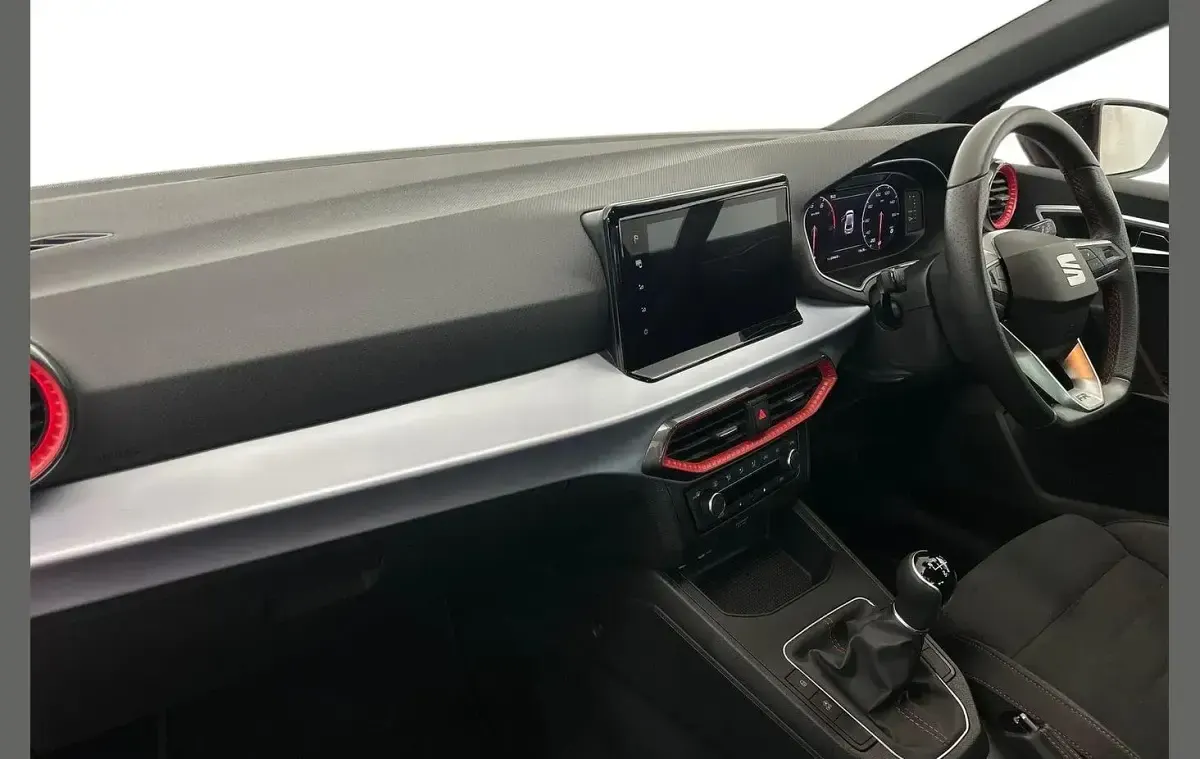 Used Seat Ibiza FR Sport 79 HP (58 kW) 2023 Red Hatchback