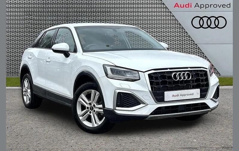 Used Audi Q2 Sport 108 HP (79 kW) 2024 White SUV