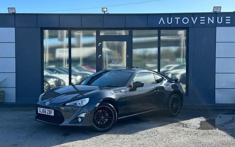Used Toyota GT86 GT 200 HP (147 kW) 2016 Grey Coupe