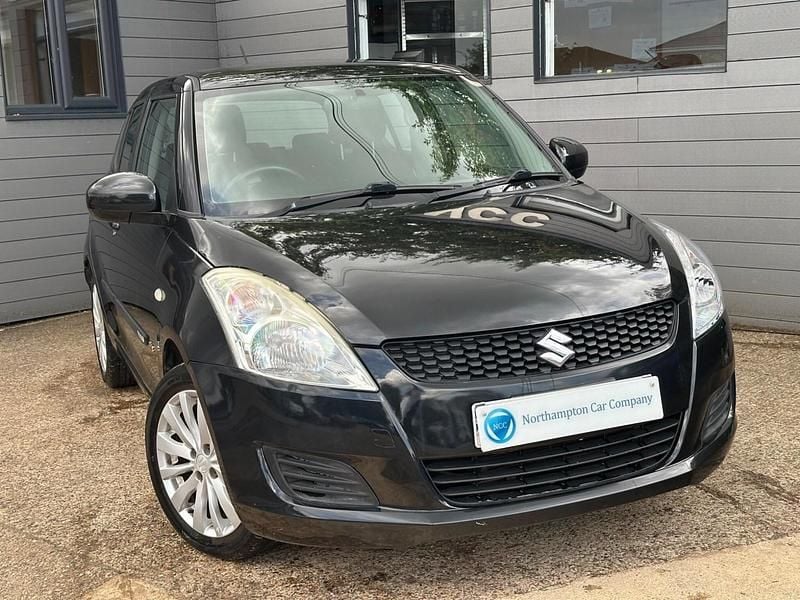 Black Used 2011 Suzuki Swift SZ3 Hatchback | £3,495 (Fair price) - Image 1/4