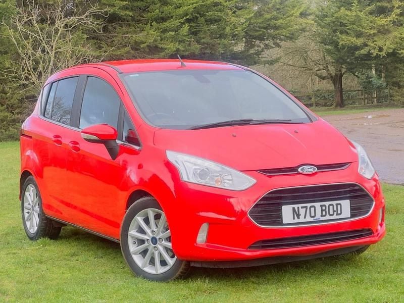 Used Ford B-MAX Titanium 105 HP (77 kW) 2016 Red MPV