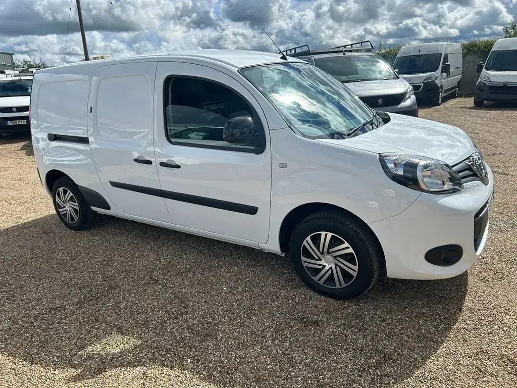 Używany Nissan NV250 S 95 KM (69 kW) 2020 Biały Van