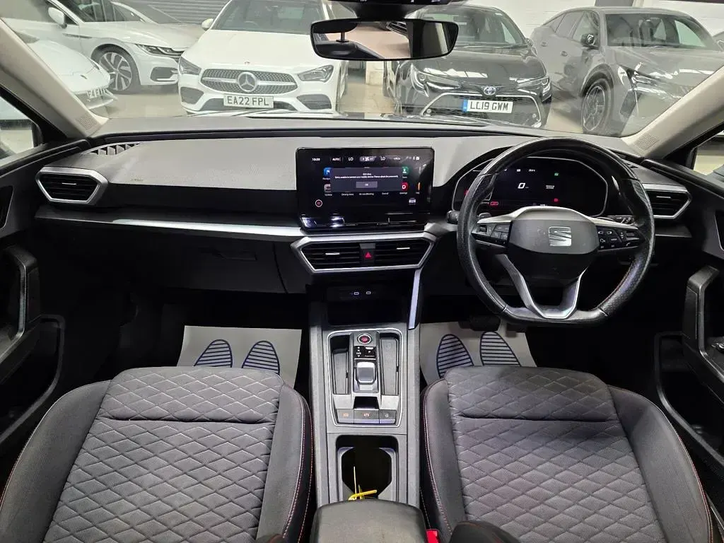 Used Seat Leon FR 272 HP (200 kW) 2021 Grey Hatchback