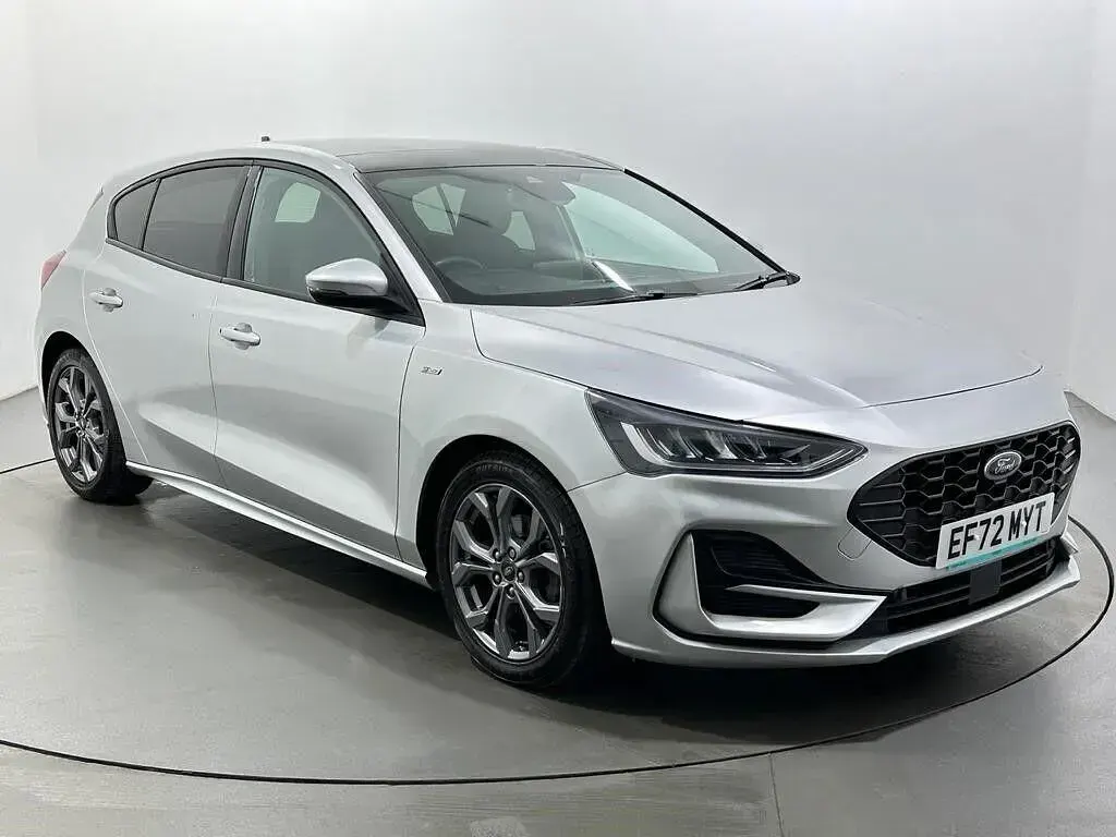 Used Ford Focus ST-Line 125 HP (91 kW) 2022 Hatchback