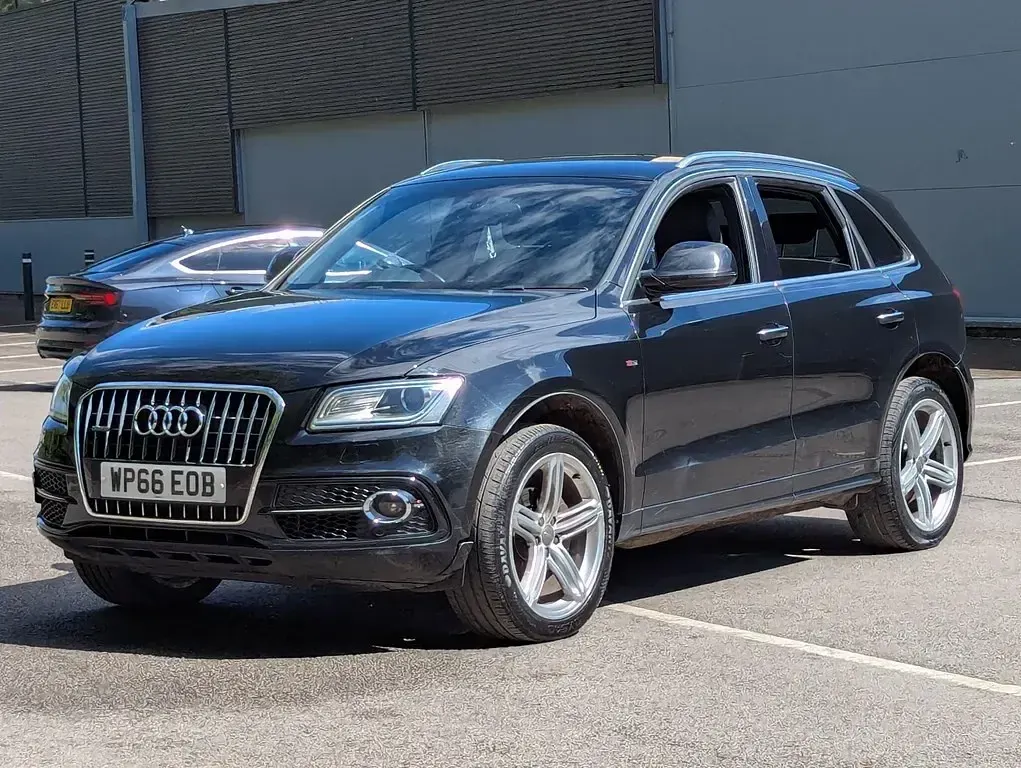 Used Audi Q5 S-line plus 2016 Black SUV