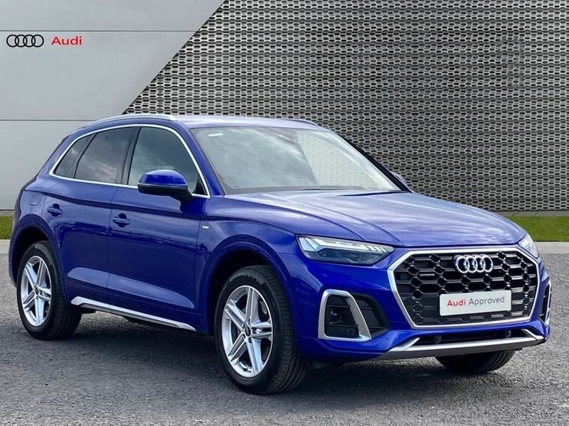 Blue Used 2023 Audi Q5 S-Line SUV | £31,977 (Fair price) - Image 1/4
