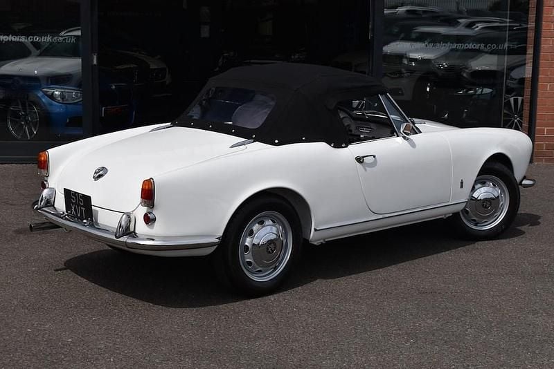 Used Alfa Romeo Giulietta 1960 White Hatchback