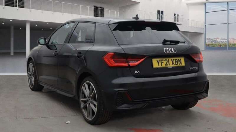 Used Audi A1 Advanced 148 HP (108 kW) 2021 Black Hatchback