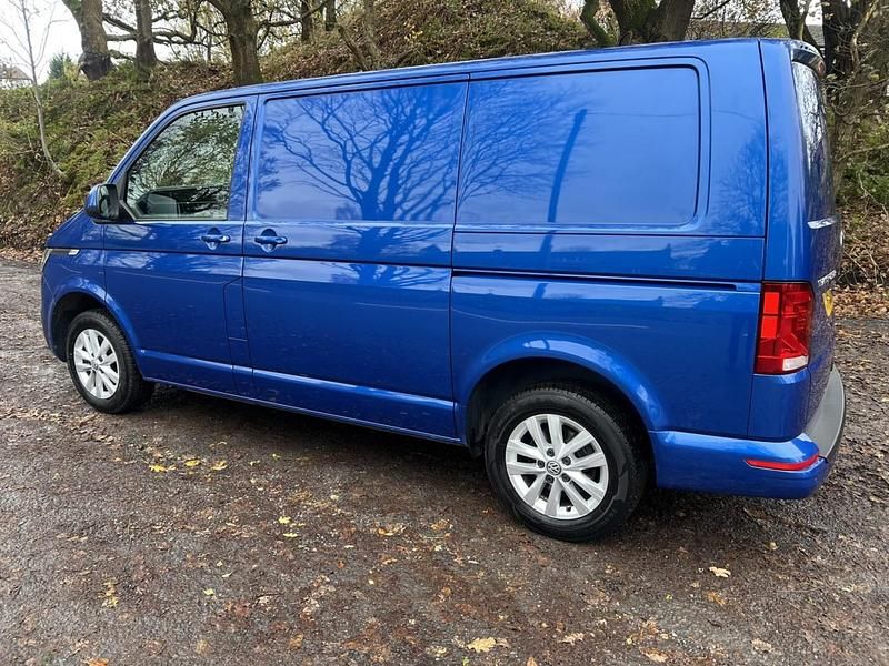 Used VW T6.1 Highline 150 HP (110 kW) 2023 Blue Van