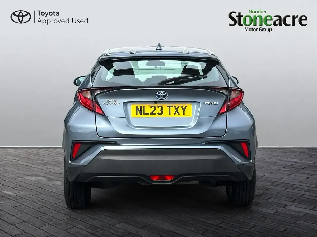 Used Toyota C-HR 122 HP (89 kW) 2023 Grey SUV