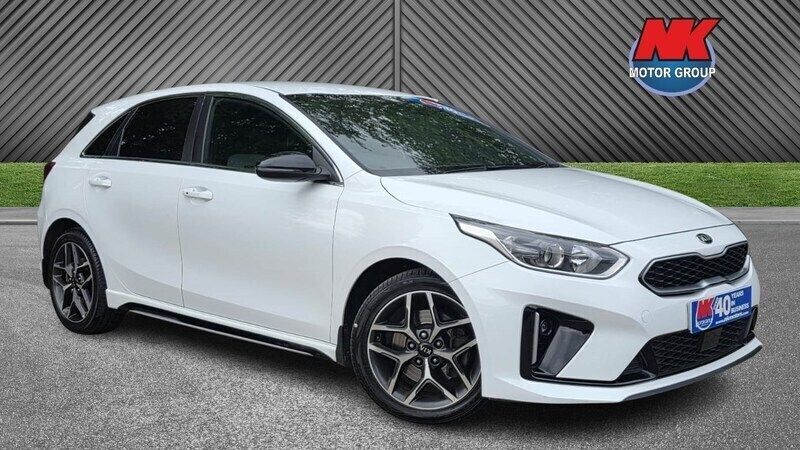 White Used 2021 Kia Ceed 2 Hatchback | £12,999 (A bit pricey) - Image 1/4