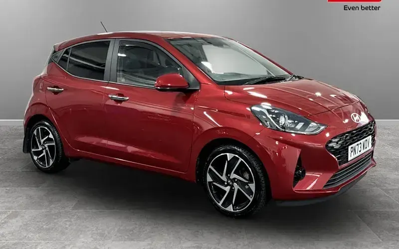 Used Hyundai i10 Premium 67 HP (49 kW) 2023 Hatchback