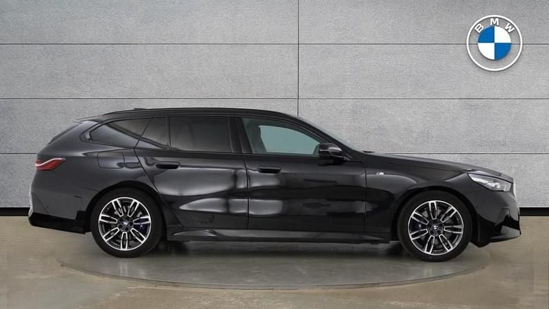 Used BMW 520 M Sport 205 HP (150 kW) 2025 Black Estate