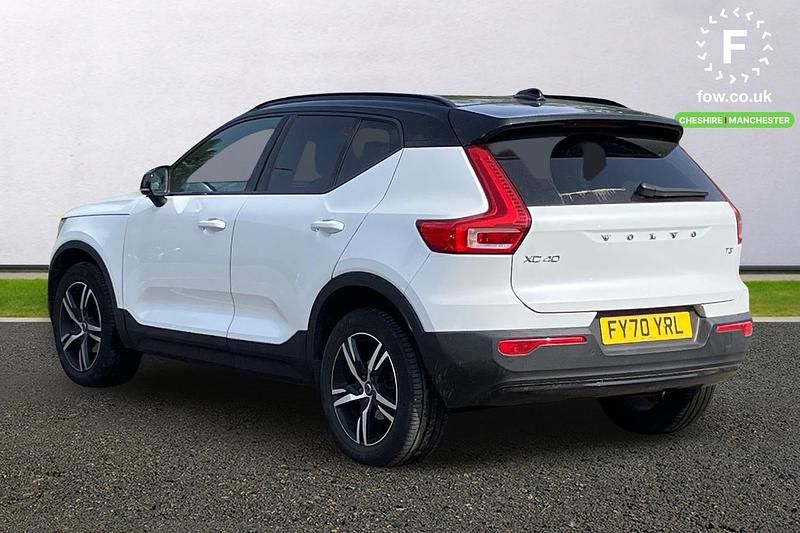 Usado Volvo XC40 R-Design 163 CV (119 kW) 2020 Blanco SUV