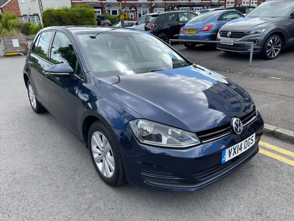 Used VW Golf VII SE 110 HP (80 kW) 2014 Blue Hatchback