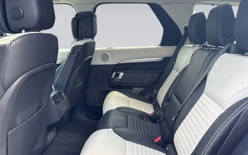 Used Land Rover Discovery 5 HSE Dynamic 349 HP (256 kW) 2025 SUV