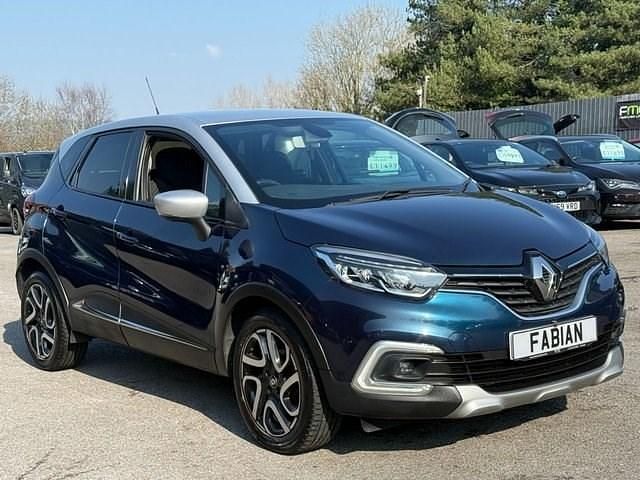 Used Renault Captur Dynamique 120 HP (88 kW) 2018 Blue/silver SUV