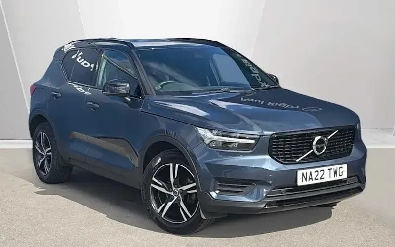 Used Volvo XC40 R-Design 163 HP (119 kW) 2021 SUV