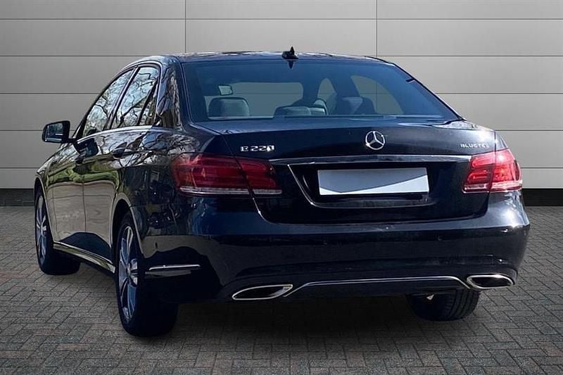 Begagnad Mercedes E220 SE 177 HK (130 kW) 2016 Svart Sedan