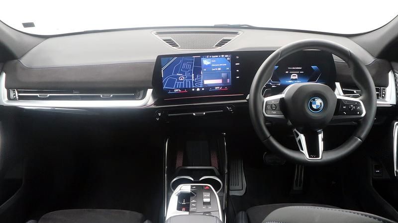 Used BMW iX2 M Sport 147 kW (201 HP) 2025 White SUV