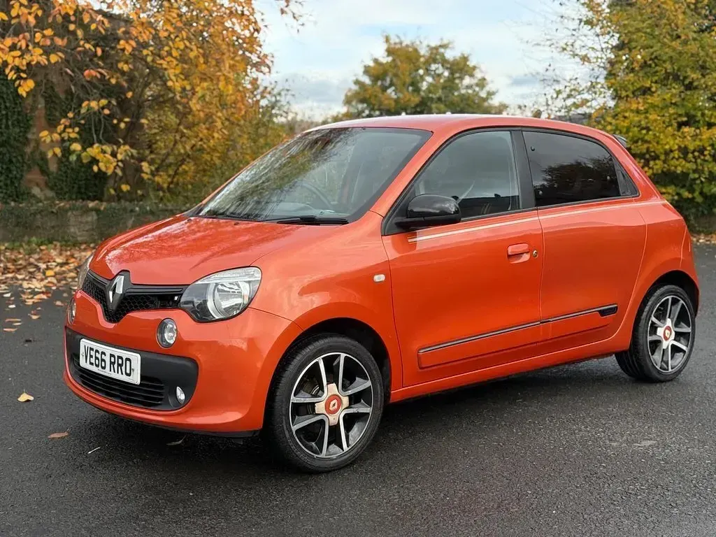 Used Renault Twingo Dynamique 2016 Orange Hatchback