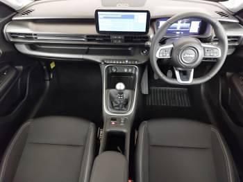 Used Jeep Avenger Summit 100 HP (73 kW) 2025 Yellow SUV