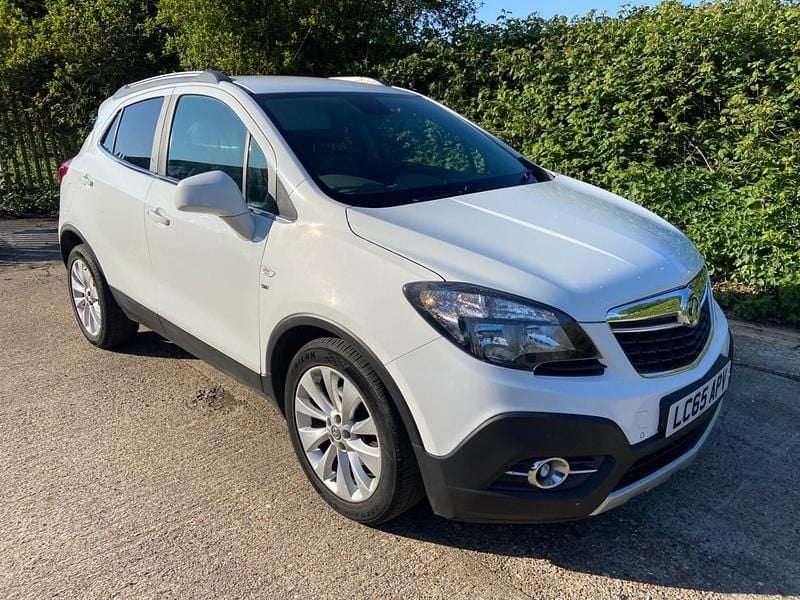 Used Vauxhall Mokka 140 HP (102 kW) 2015 White SUV