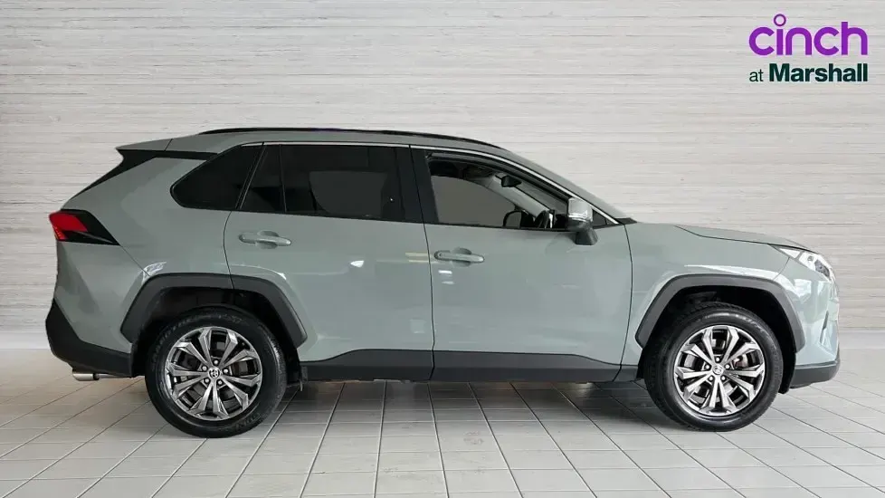Used Toyota RAV4 Hybrid Design 218 HP (160 kW) 2023 Green SUV