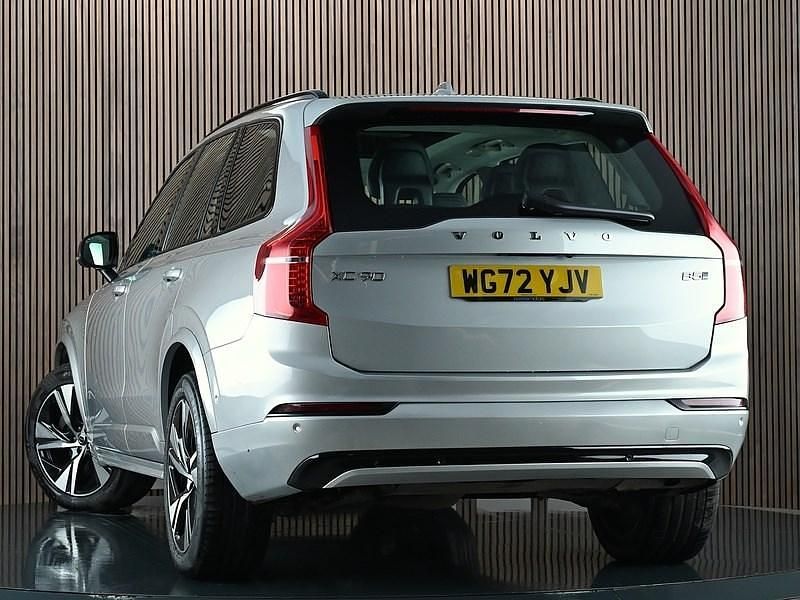 Used Volvo XC90 Plus 235 HP (172 kW) 2022 Silver SUV
