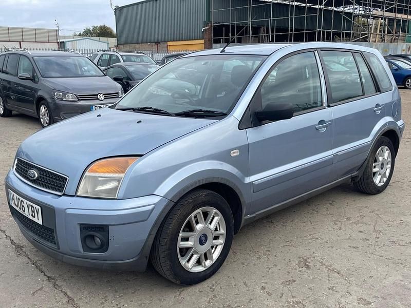 Used Ford Fusion Zetec 2006 Blue Hatchback