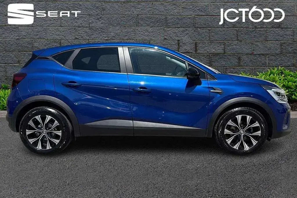 Used Renault Captur Evolution 138 HP (101 kW) 2022 Blue SUV