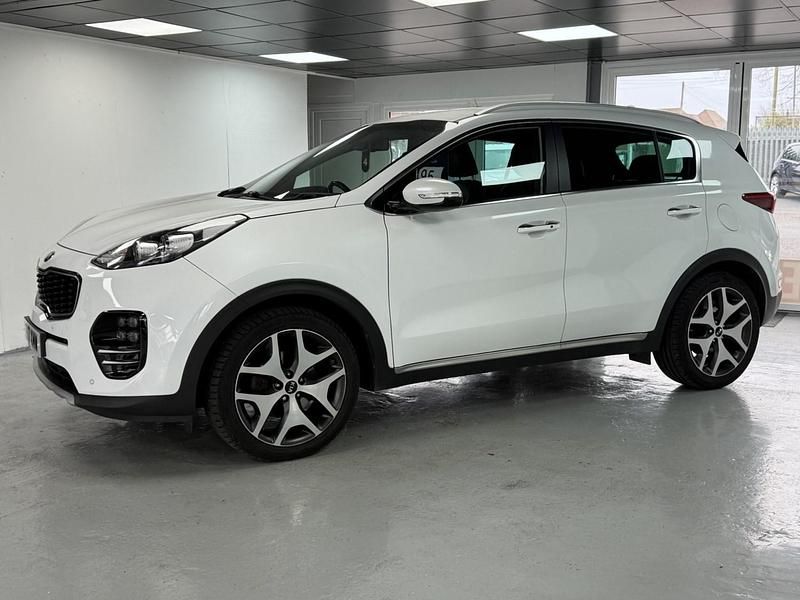 Used Kia Sportage GT-Line 115 HP (84 kW) 2017 White SUV